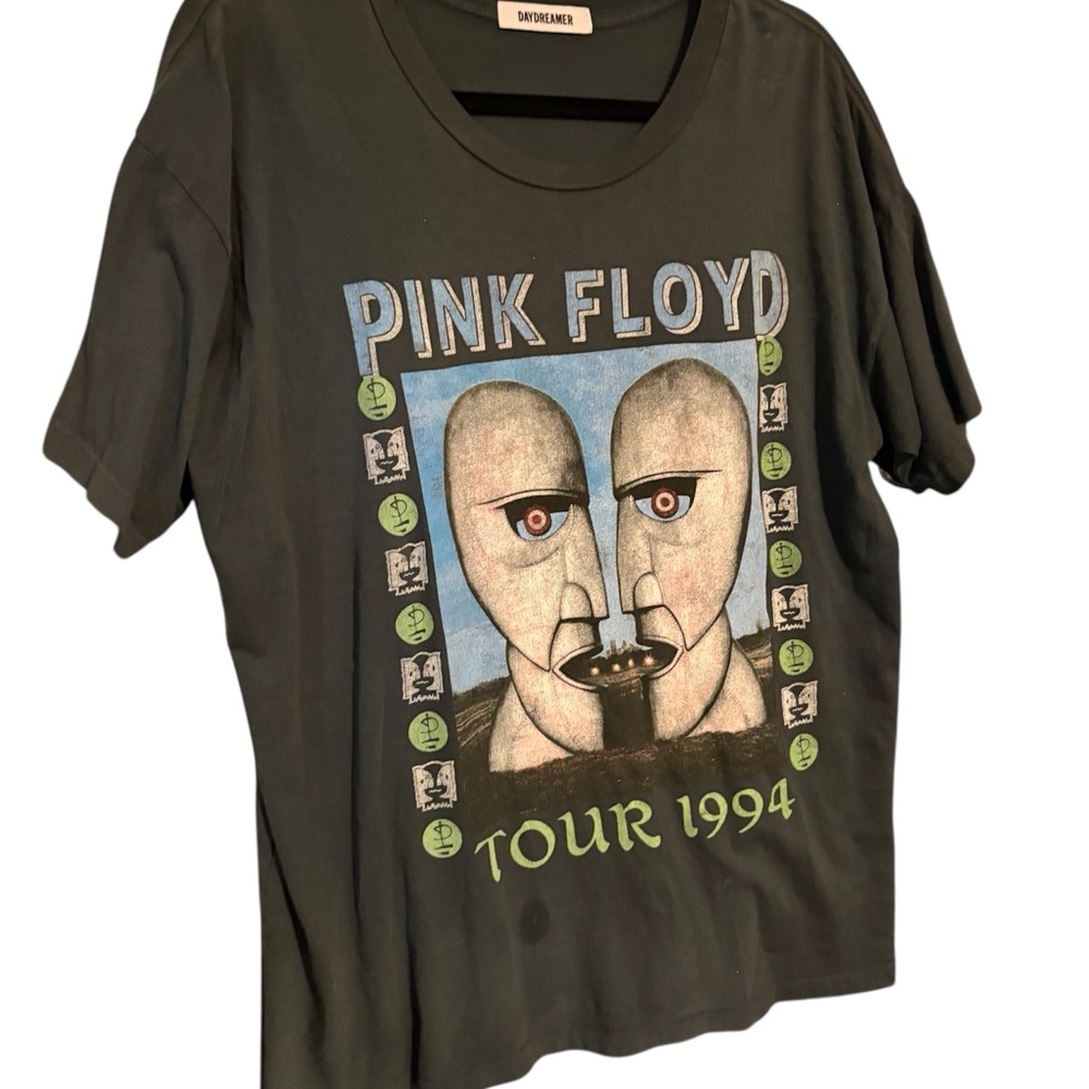 Daydreamer Gray Graphic Tee Pink Floyd